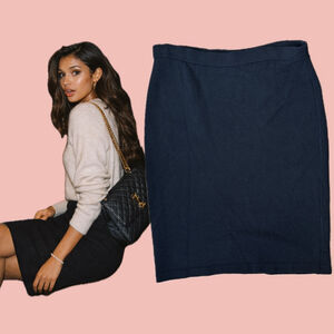 St. John Caviar Knit Pencil Skirt Black Wool Blend Size 6